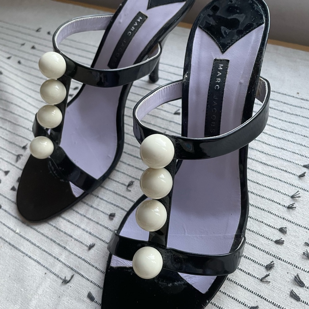 Marc Jacobs pearl sandals in black patent leather.